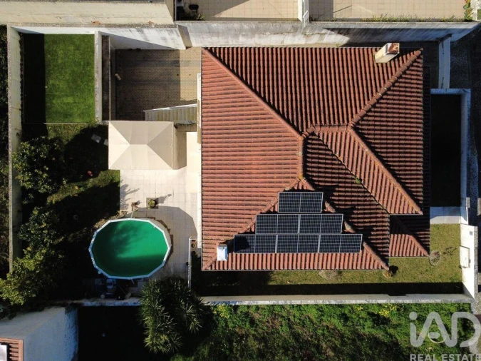 Moradia T4 para Venda em Poiares (Santo Andre) Foto 6