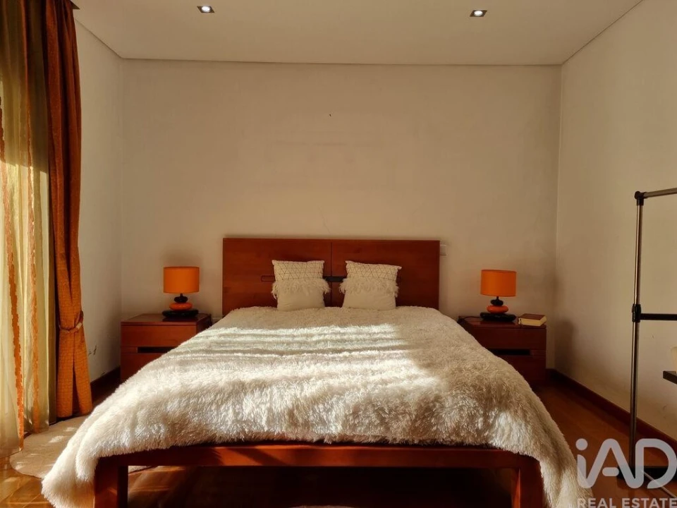 Moradia T4 para Venda em Poiares (Santo Andre) Foto 33