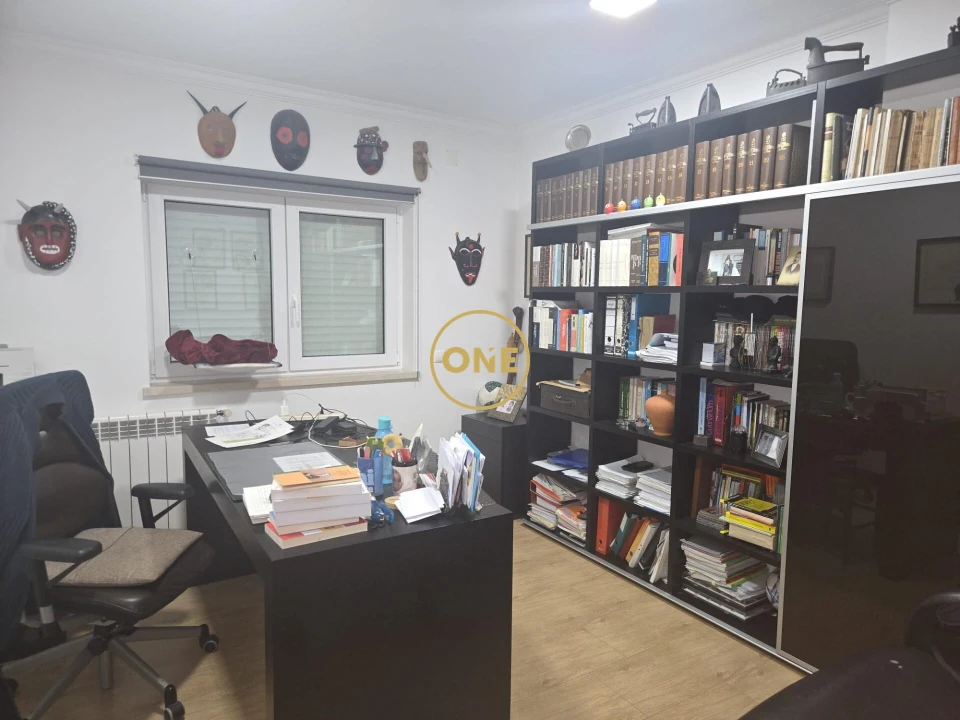 Moradia T4 para Venda em Salvaterra de Magos e Foros de Salvaterra Foto 16