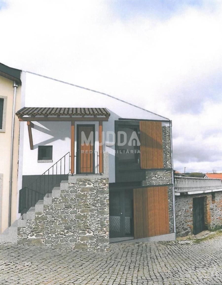 Moradia T1 para Venda em Podence e Santa Combinha Foto 1