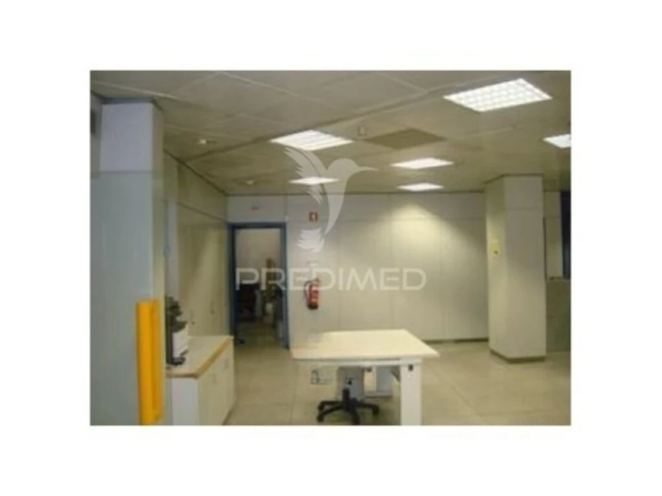 Loja para Venda em Rio Tinto Foto 3