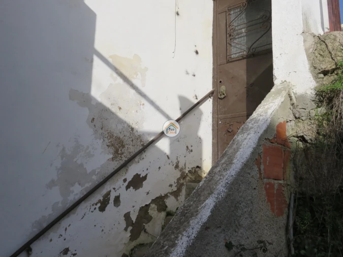 Moradia T1 para Venda em Três Povos Foto 28