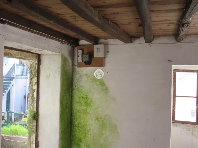 Moradia T1 para Venda em Três Povos Foto 24