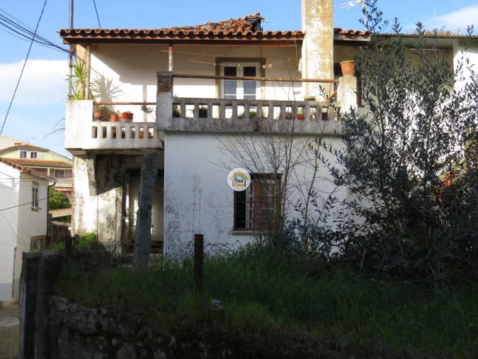 Moradia T1 para Venda em Três Povos Foto 1