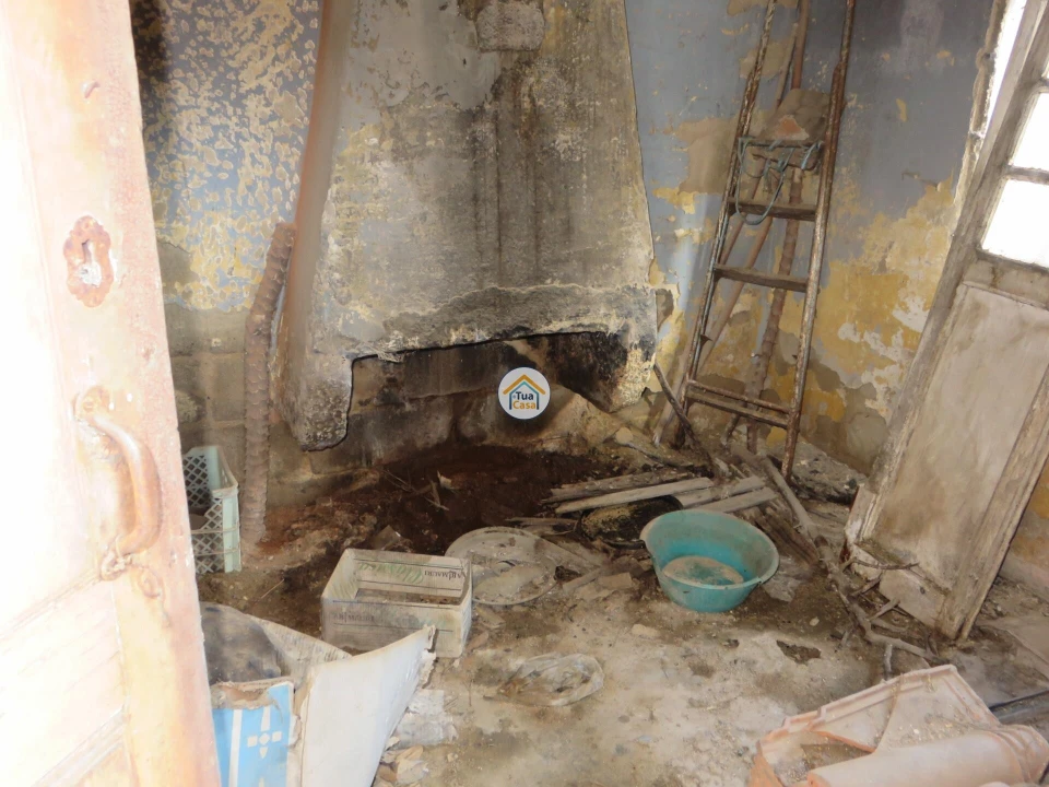 Moradia T1 para Venda em Três Povos Foto 18