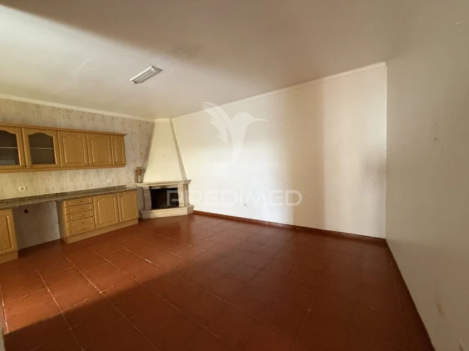 Moradia T2 para Venda em Pernes Foto 12