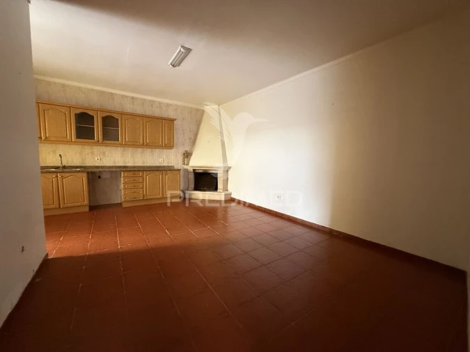 Moradia T2 para Venda em Pernes Foto 14