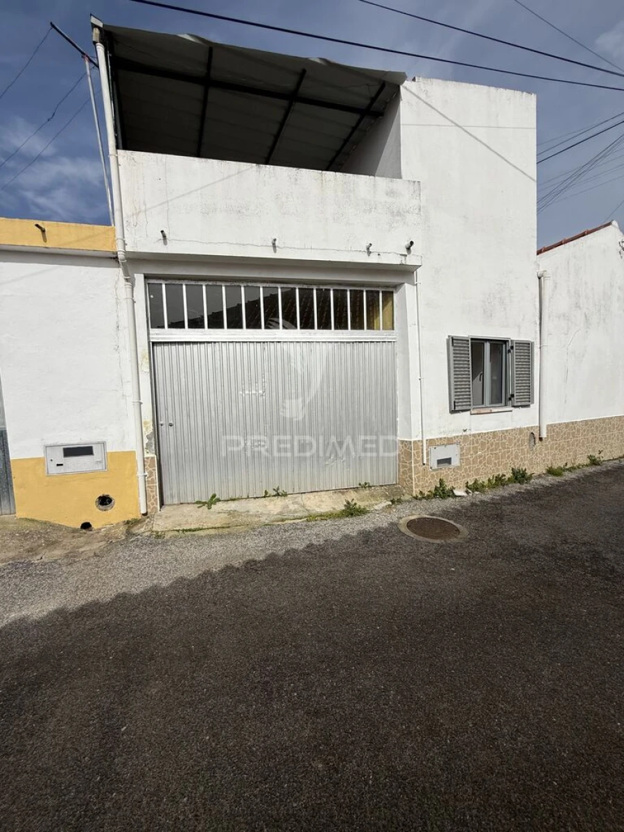 Moradia T2 para Venda em Pernes Foto 6