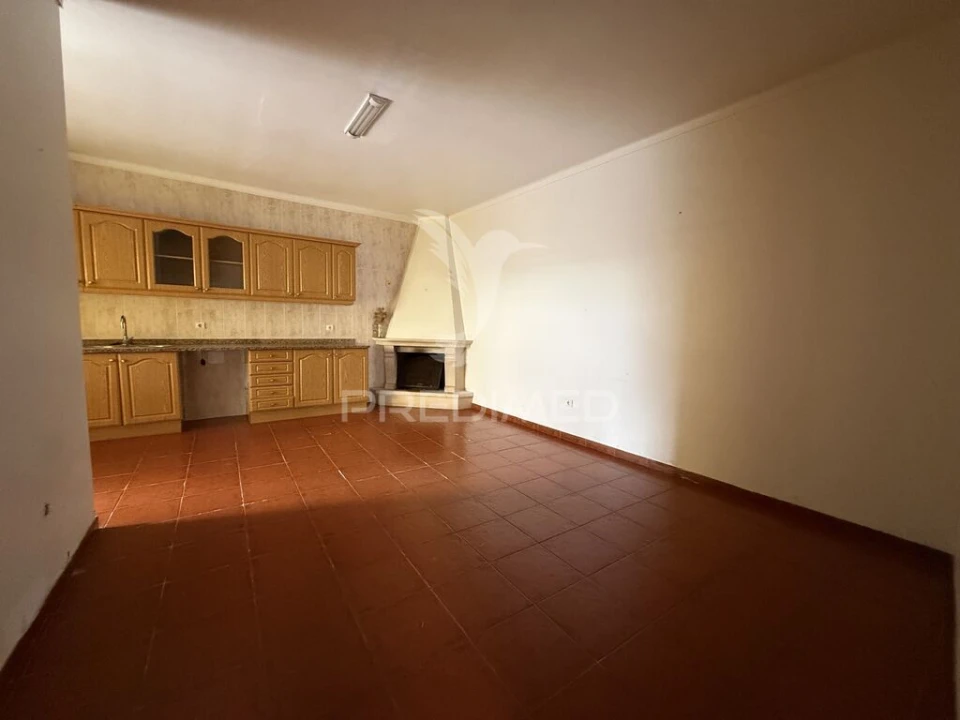 Moradia T2 para Venda em Pernes Foto 14