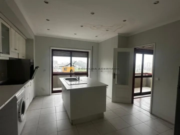 Apartamento T2 para Venda em Moreira