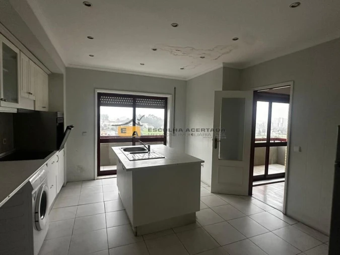 Apartamento T2 para Venda em Moreira Foto 30