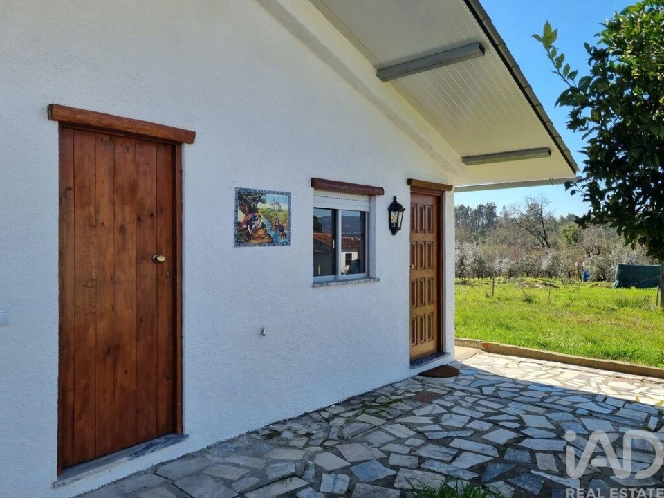 Moradia T2 para Venda em São Miguel de Poiares Foto 31