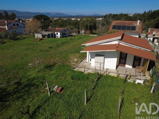 Moradia T2 para Venda em São Miguel de Poiares Foto 9