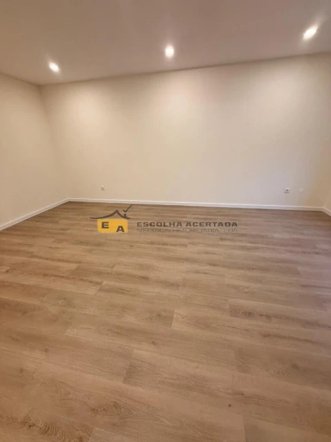 Apartamento T2 para Venda em Ermesinde