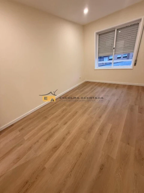 Apartamento T2 para Venda em Ermesinde