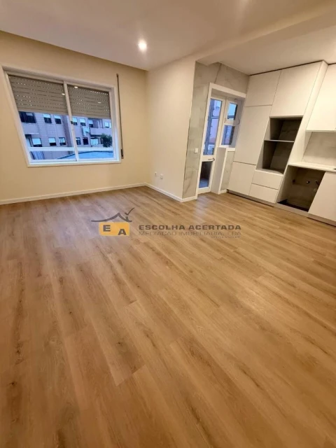 Apartamento T2 para Venda em Ermesinde