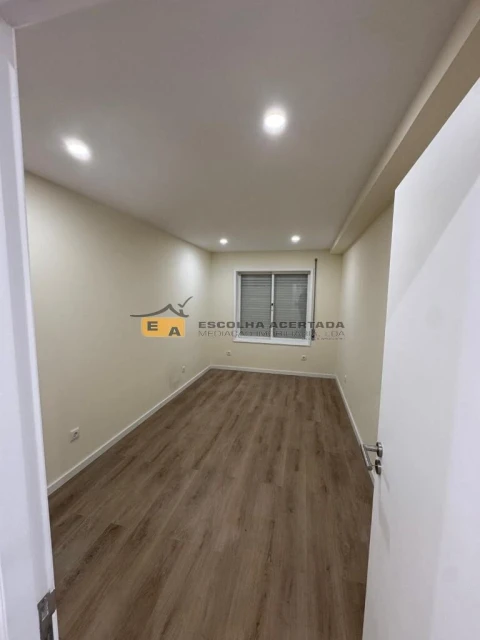 Apartamento T2 para Venda em Ermesinde