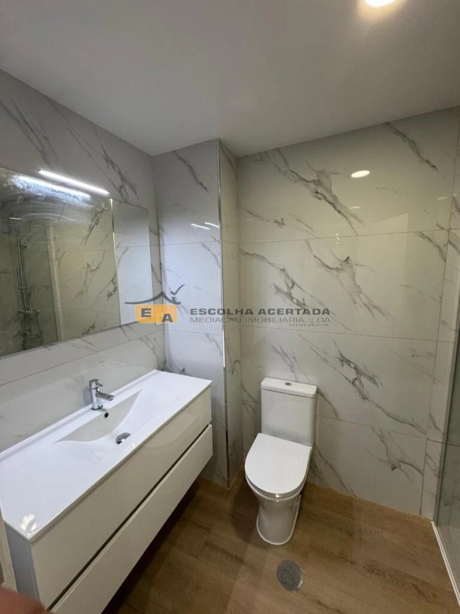 Apartamento T2 para Venda em Ermesinde Foto 13