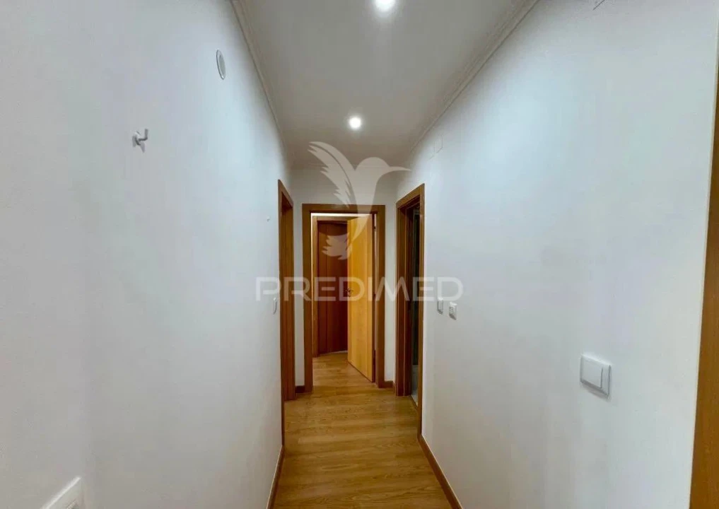 Apartamento T3 para Venda em Odivelas Foto 19