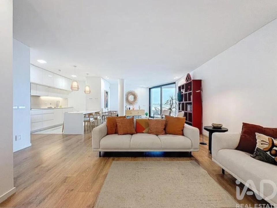 Apartamento T2 para Venda em Olhão Foto 2