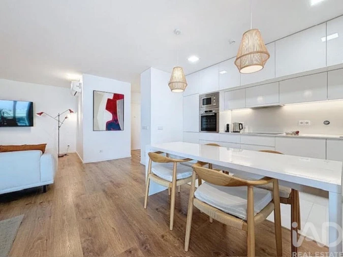 Apartamento T2 para Venda em Olhão Foto 3