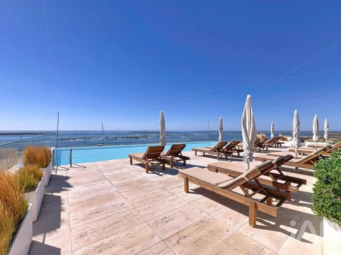 Apartamento T2 para Venda em Olhão Foto 38