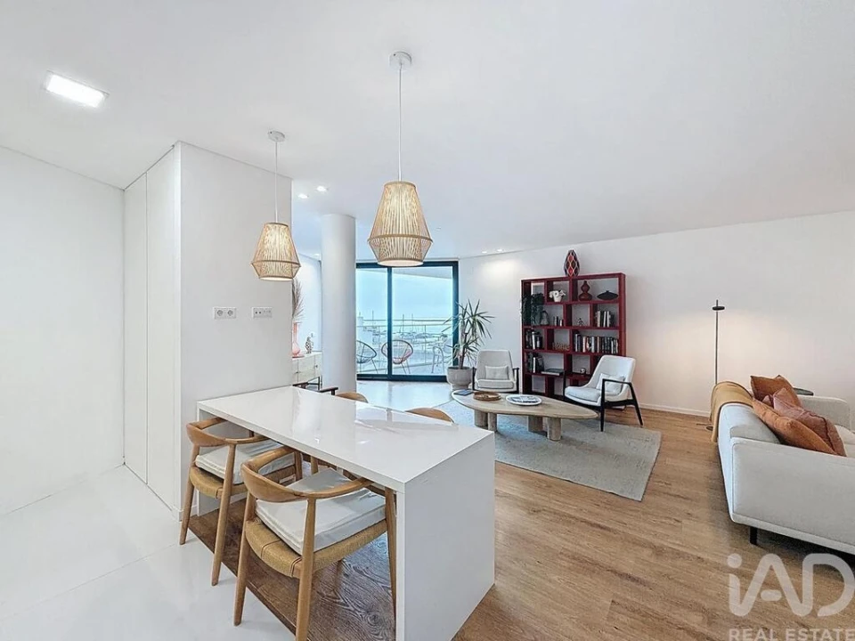 Apartamento T2 para Venda em Olhão Foto 9