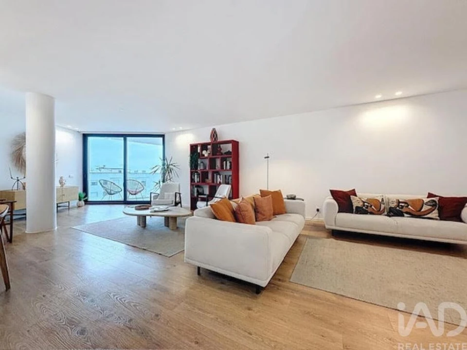 Apartamento T2 para Venda em Olhão Foto 16