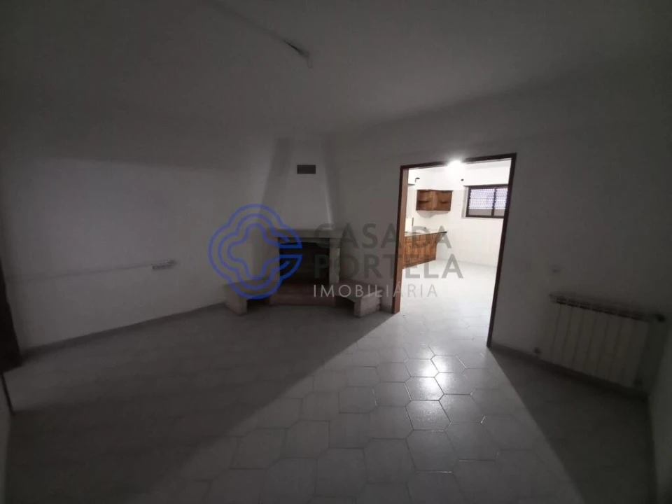 Moradia T4 para Venda em Serra e Junceira Foto 36