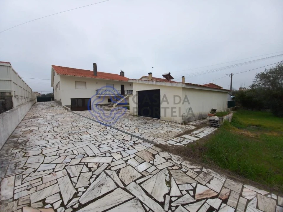 Moradia T4 para Venda em Serra e Junceira Foto 52