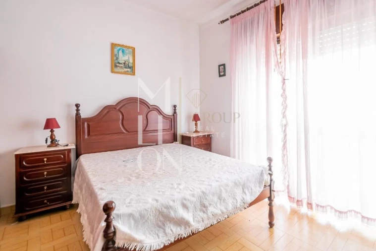 Prédio para Venda em Alvor Foto 11