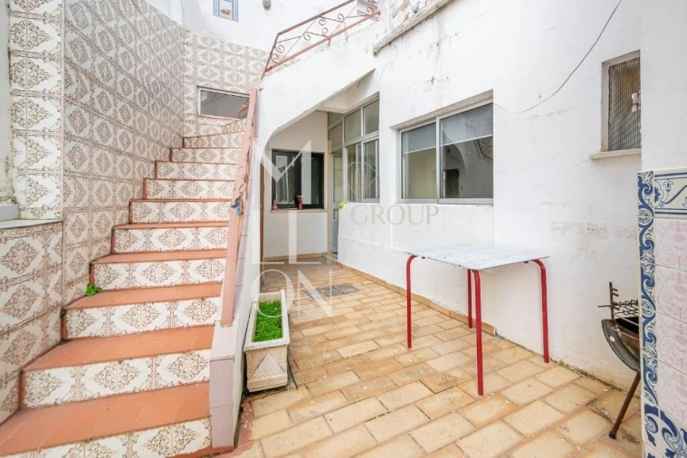 Prédio para Venda em Alvor Foto 13