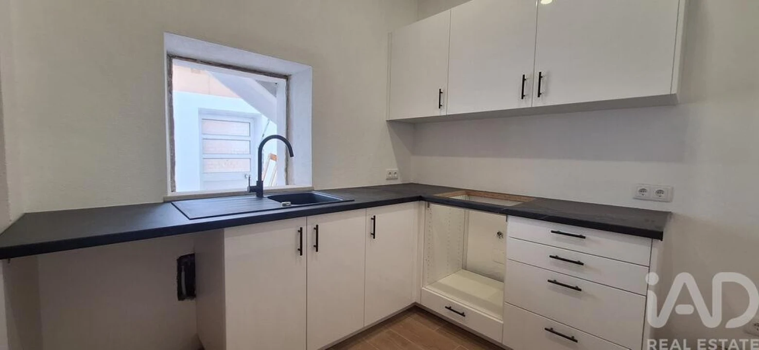 Moradia T1 para Venda em Santa Luzia Foto 1