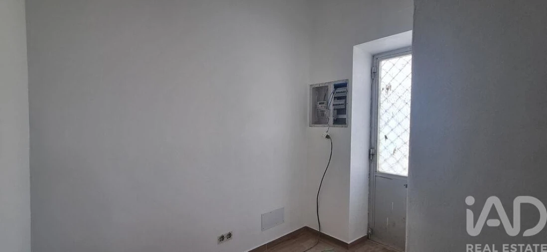 Moradia T1 para Venda em Santa Luzia Foto 14