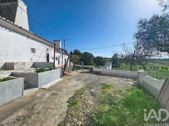 Moradia T1 para Venda em São Bento do Cortiço e Santo Estêvão Foto 18