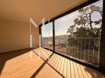Apartamento T2 para Venda em Funchal (Santa Maria Maior)
