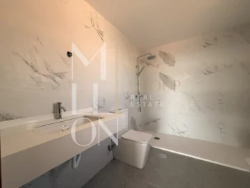 Apartamento T2 para Venda em Funchal (Santa Maria Maior)