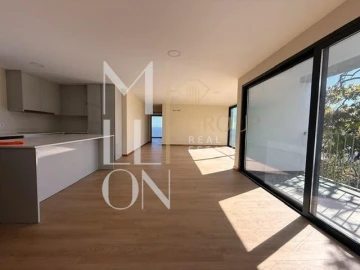 Apartamento T2 para Venda em Funchal (Santa Maria Maior)