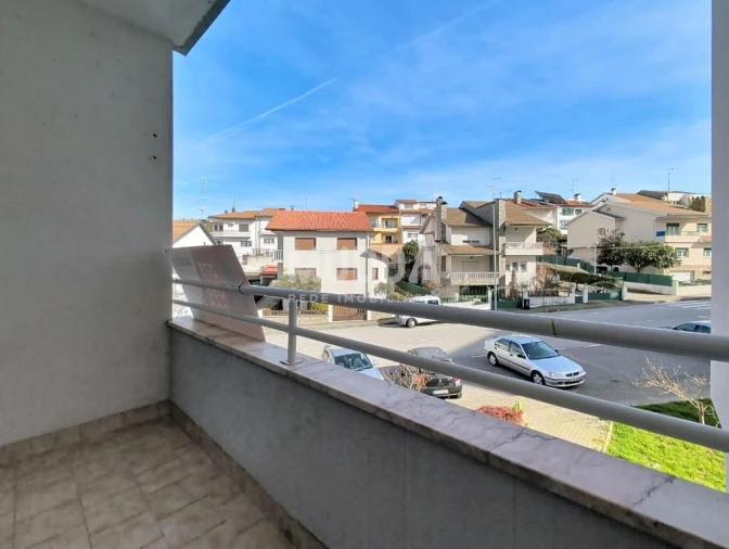 Apartamento T3 para Venda em Samil Foto 11
