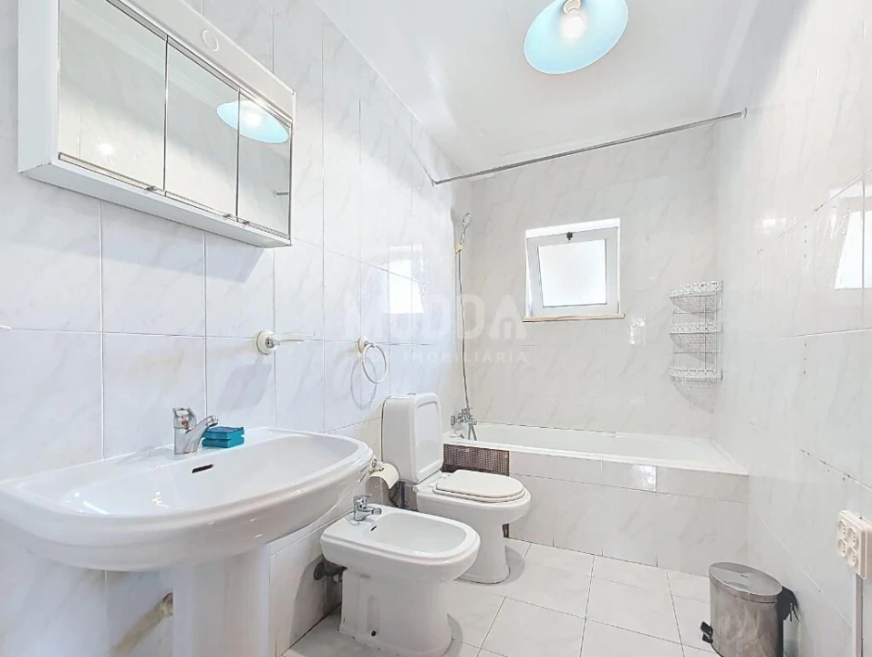 Apartamento T3 para Venda em Samil Foto 7