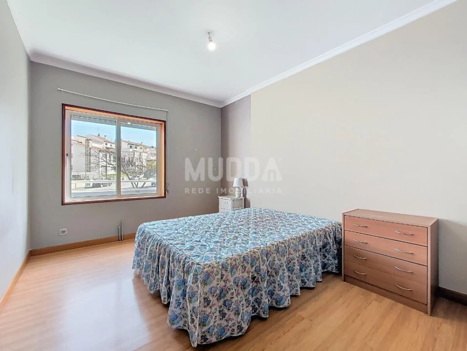 Apartamento T3 para Venda em Samil Foto 4