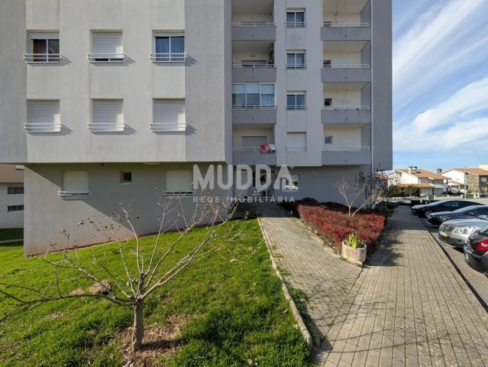Apartamento T3 para Venda em Samil Foto 13
