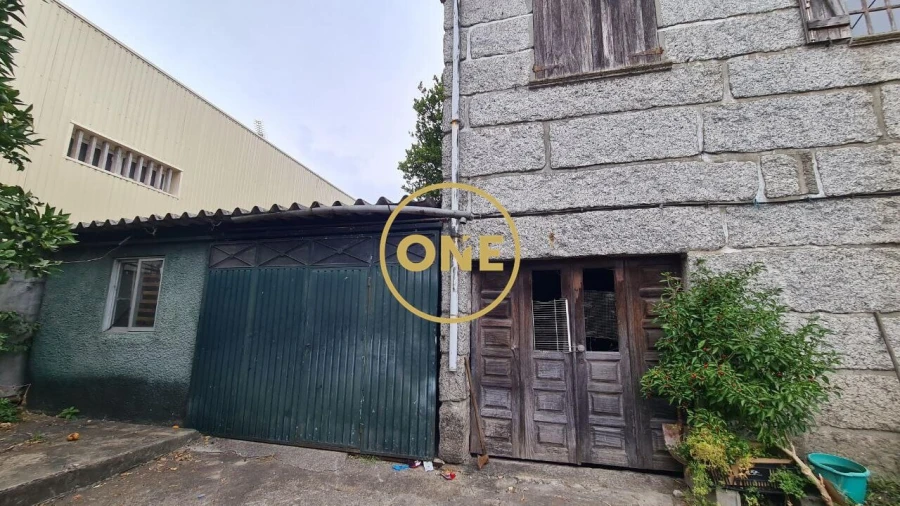 Moradia T5 para Venda em Fermentões Foto 3