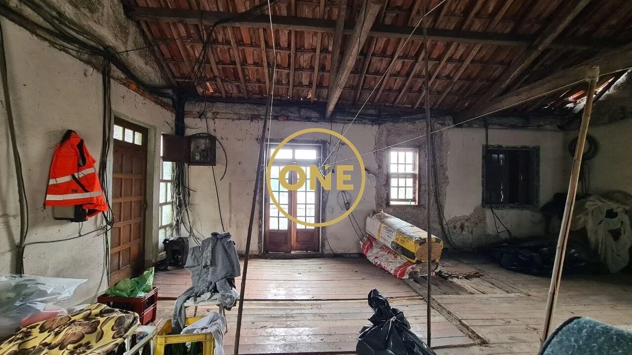 Moradia T5 para Venda em Fermentões Foto 6