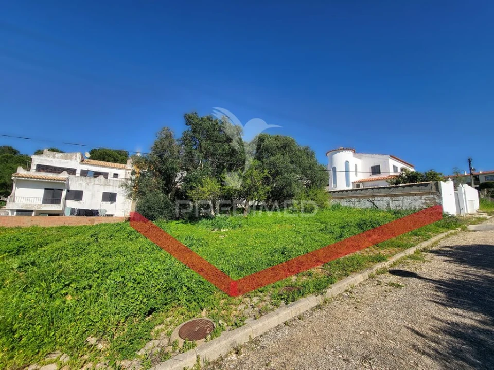 Terreno para Venda em Portimão Foto 3