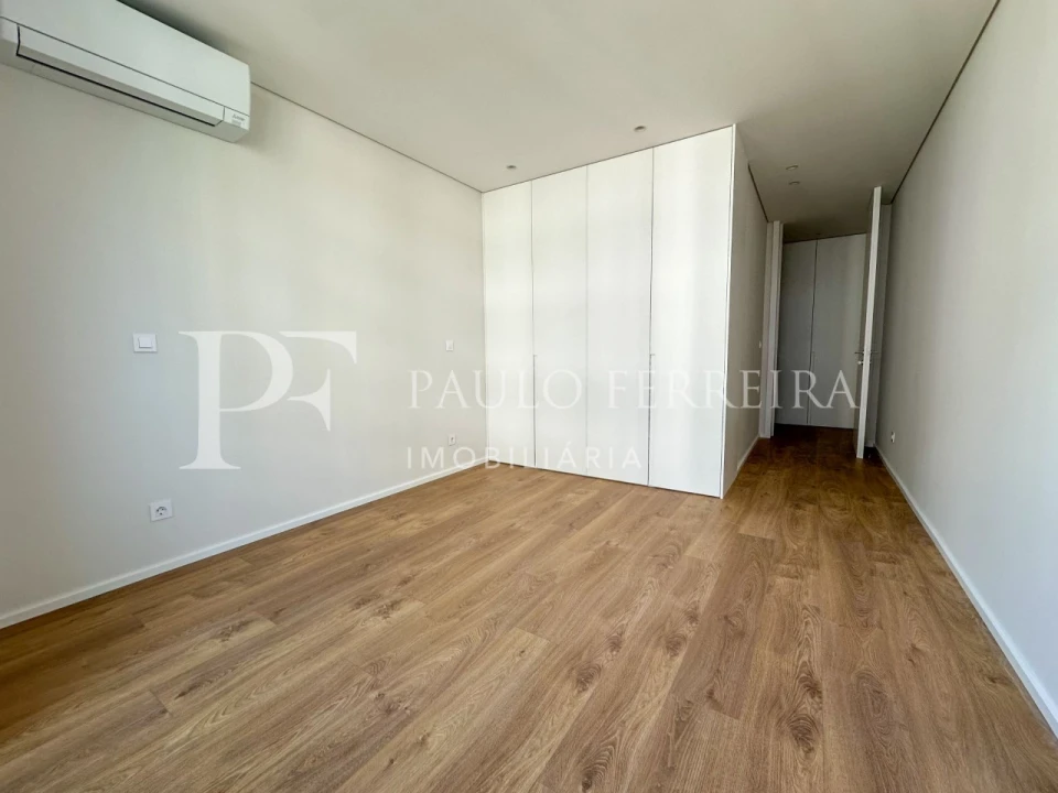 Apartamento T2 para Arrendamento em Antas e Abade de Vermoim Foto 13