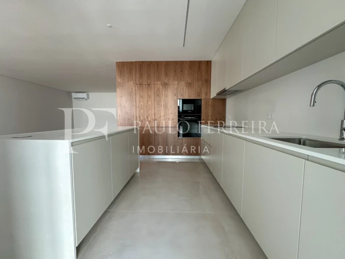 Apartamento T2 para Arrendamento em Antas e Abade de Vermoim Foto 9