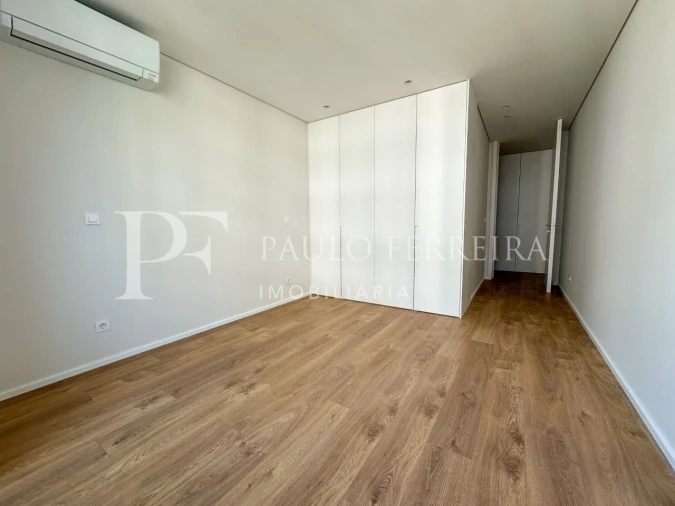 Apartamento T2 para Arrendamento em Antas e Abade de Vermoim Foto 13