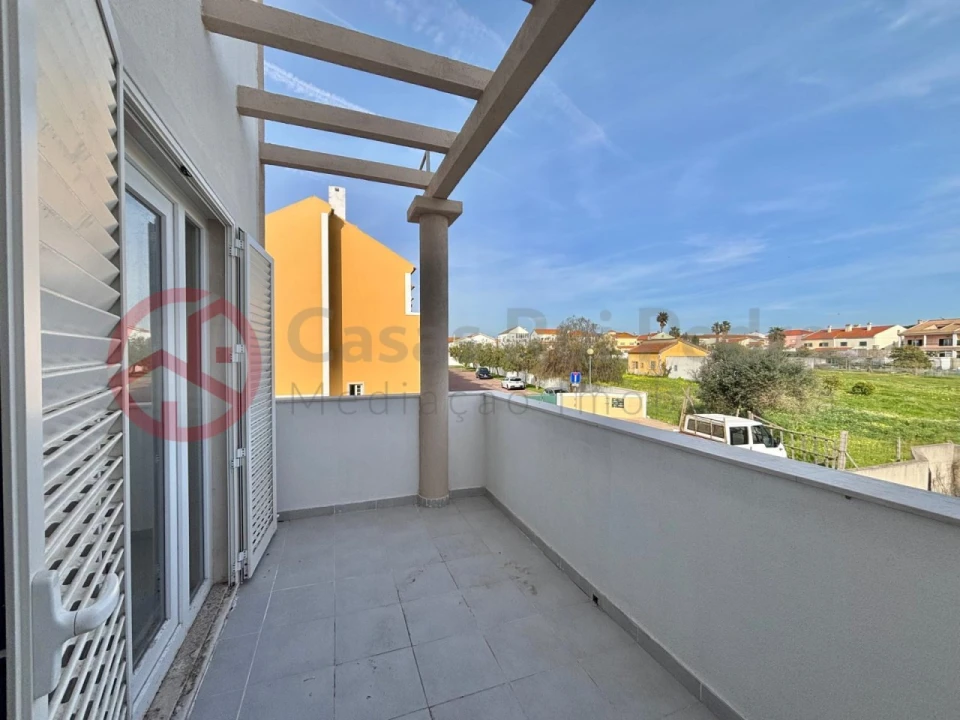 Moradia T3 para Venda em Alcochete Foto 4