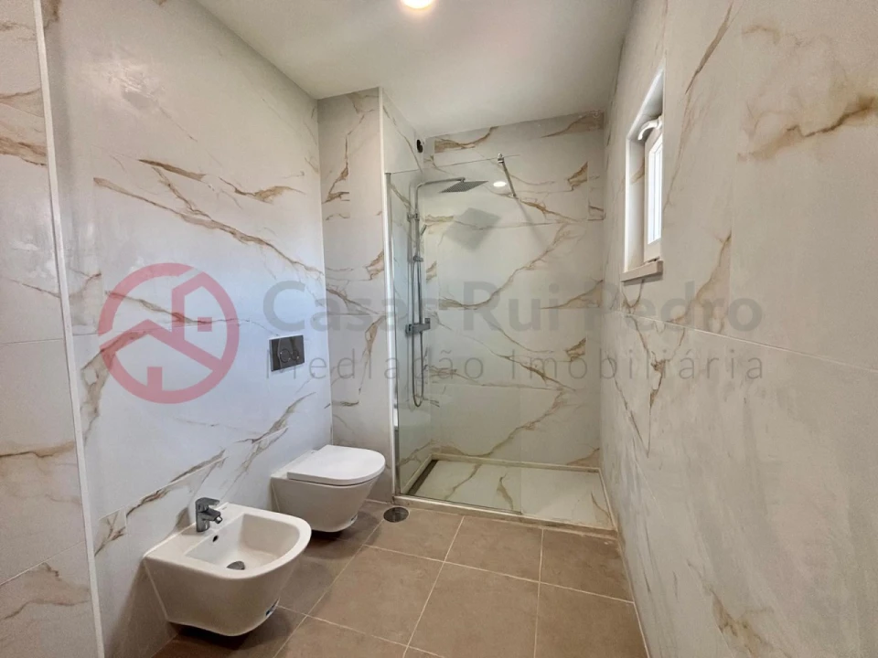 Moradia T3 para Venda em Alcochete Foto 18